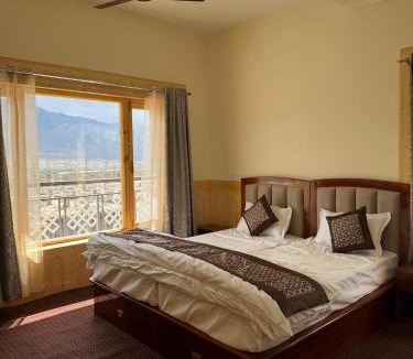 Leh House | Jhi-Dhey Guest House