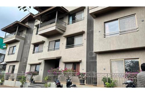 Panchgani Hotel | Jumbo Serene