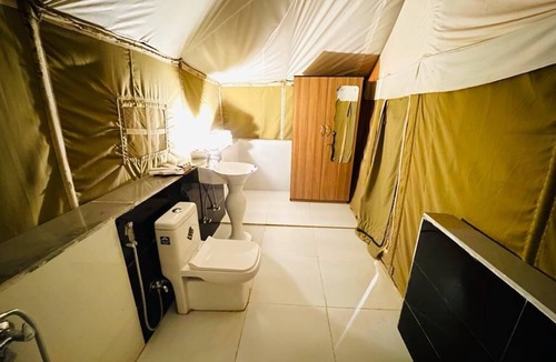 Kanooja Hotel | JUNGLE JOURNEY