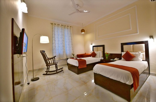 Bharatpur Hotel | Kadamb Kunj Resort - Bharatpur