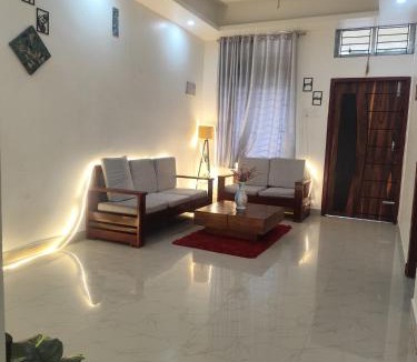 Sualkuchi House | Kamol haven