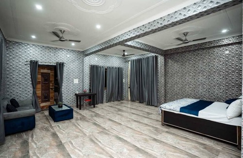 Varanasi Apartment | Kashi Cottage Homestay By GRB