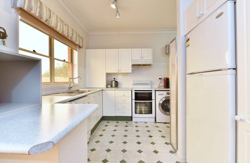 Pokolbin Apartment | King 3 - close to Bimbadgen and Hope Estate