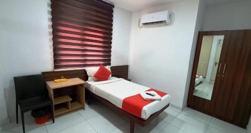 Thrippunithura Hotel | Kings Fort Rooms Thrippunithura