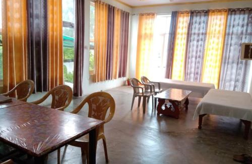 Bharatpur House | KIRAN GUEST HOUSE