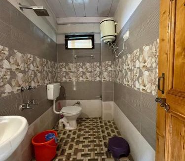 Shoja House | Kiran Home Stay Shoja Jibhi
