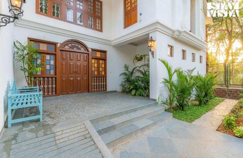 Moira Villa | Kismet Villa- Comp Breakfast with Pvt Lawn & Pool by StayVista