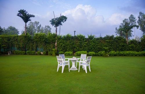 Noida Villa | Krishna Manor 3-BHK Farmhouse With Private Pool & Lush Garden Near Noida Expressway
