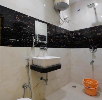 Varanasi House | Kudos Lush Homestay