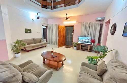 Thiruvananthapuram Villa | La Casa Trivandrum 4 BHK AC Luxury Villa at City Centre, Just 5 kms from Airport & 3 Kms to Trivandrum Railway Station