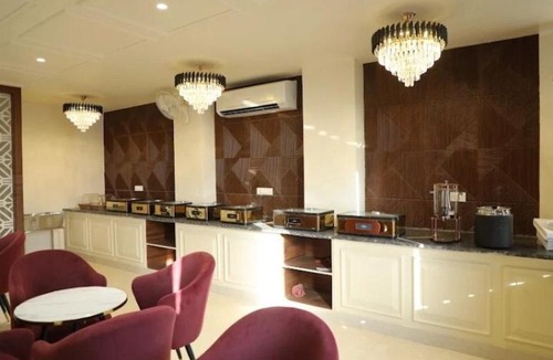 Rohtak Hotel | La Falcon Hotel