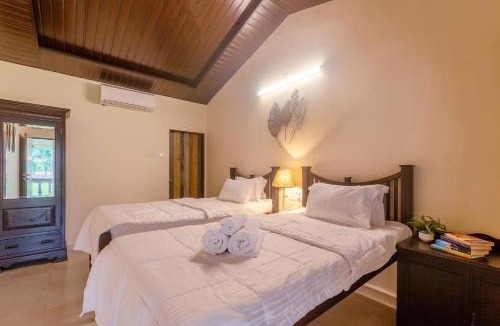 Kune N.m. Villa | La Palm by StayVista - Mountain-view villa, boasting a spacious pool, Gym, Indoor games, Basketball court & A lush lawn with a gazebo