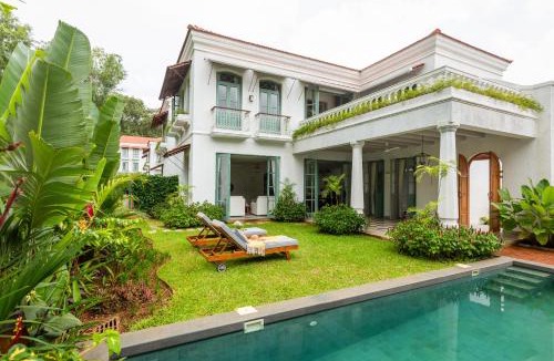Parra Villa | La Rozalia, Exquisite 4 BHK Villas with Large Pool, Garden, Dedicated Caretaker, Terrace, 2 mins from the famous Dear Zindagi Road