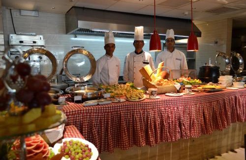 Banani Hotel | Lakeshore Suites, Banani