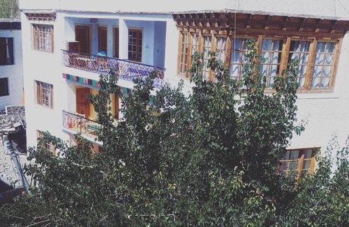 Leh House | Larchang Guest House
