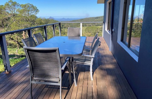 Wootha House | Lavender House Maleny