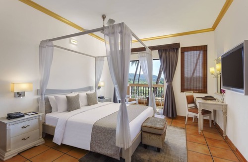 Arpora Hotel | Lazy Lagoon, Baga A Lemon Tree Resort