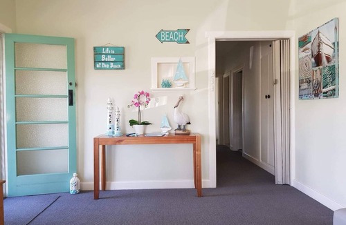 Ledge Point House | Ledge Point Beach House only 200m from the ocean. Perfect weekend getaway!