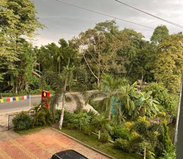 Lakhimpur Hotel | Lemonwood cottage