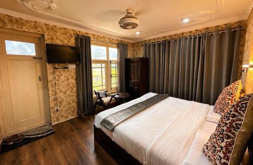 Pahalgam Hotel | Lidder view Resort - Best River side resort