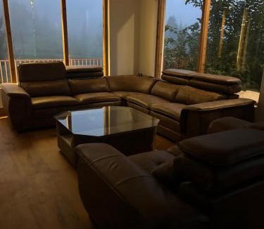 Khajjiar House | Lifessenza Homestay