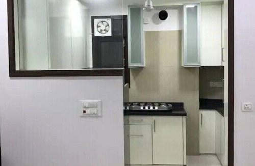 Kalkaji Apartment | Lively 2 BHK Apartment- Park Facing, close to market by HostMyStay