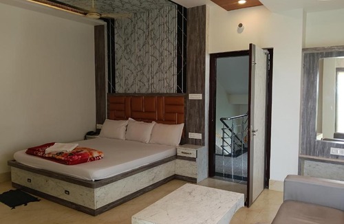 Tarapith Resort | Lokenath Resort