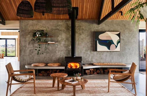 Point Lonsdale Hotel | Lon Retreat