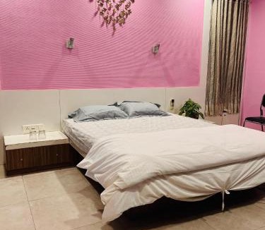 Nandanvan House | Lotus Room