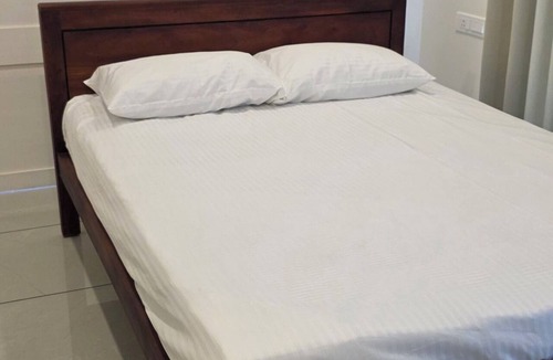 Kochi Apartment | Lovely 2-bedroom apartment with AC for a relaxing stay