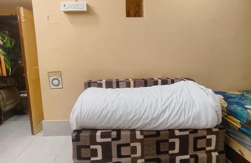 Jaisalmer Apartment | Luckypriya stay by lake
