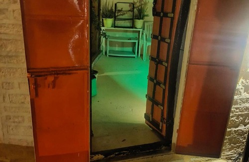 Jaisalmer Apartment | Luckypriya stay by lake