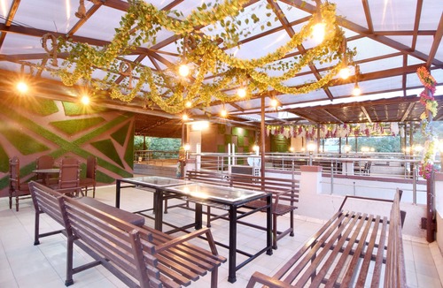 Tungarli Villa | Lugani's - MV Villan