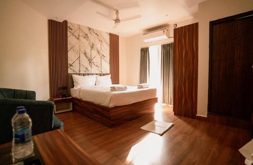 Kudal Hotel | Lume Stayz