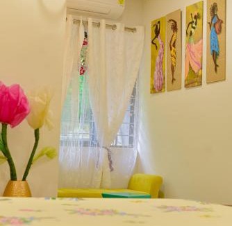 Sualkuchi Apartment | Luna's Solace