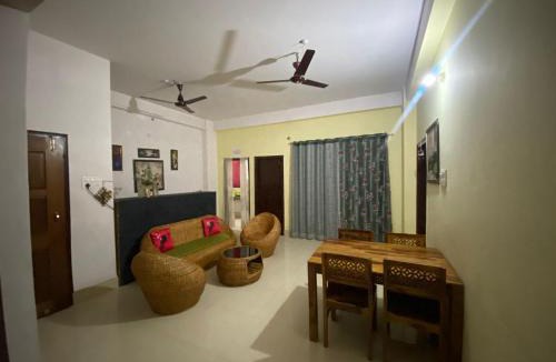 Sualkuchi House | Luxe Haven Homestay 2C