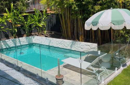 Coorparoo House | Luxe Tiny home close to Brisbane CBD with pool/free parking