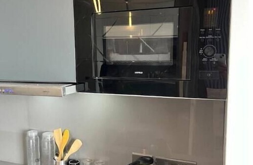 Noida Apartment | luxsugero for couple at 31st floor