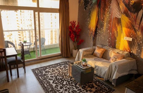 Noida Apartment | Luxurious 1BHK with Balcony Garden & City View