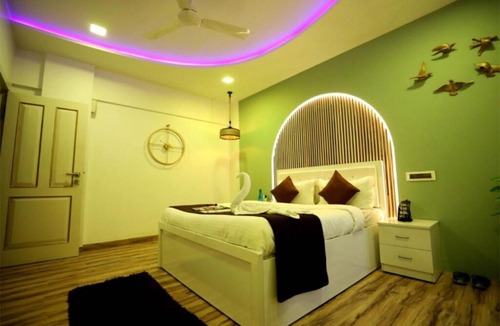 Kandivali East Villa | Luxurious 4 Bedroom Private Pool Villa at Kandivali East, Mumbai