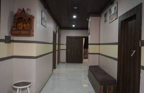 Varanasi Apartment | Luxurious hotel or apartment in Varanasi city Near ghat Central Varanasi kashi