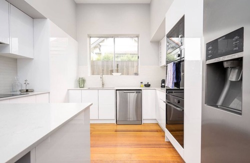 Footscray House | Luxurious House near Flemington Racecourse
