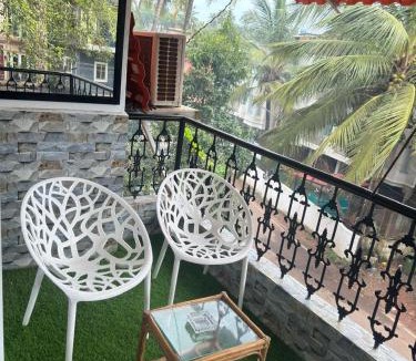 Saunta Vaddo Apartment | Luxury 1bhk with Bathtub Pool near Calangute Baga Beach