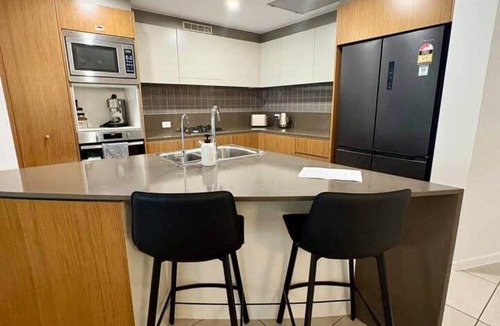 North Ward Apartment | Luxury 2 BR North Ward