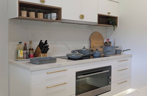 North Arm House | Luxury Home in Countryside Setting close to Beaches, Bushland, Restaurants/Shops