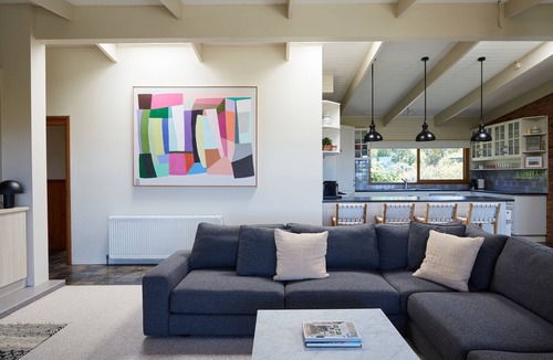 Yarra Glen House | Luxury house with pool, fireplace and stunning Yarra Valley views