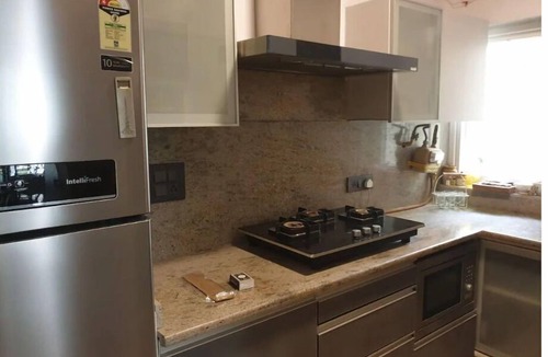 Delhi Cantonment Apartment | Luxury room modern appt terrace