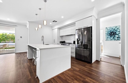 Madeley House | Madeley Retreat – Spacious & Comfortable Stay, 3BR home in quiet suburb