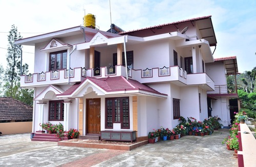 Virarajendrapet House | Madhuvana Homestay Coorg