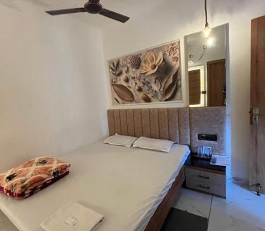 Siliguri Hotel | Mahaveer Lodge